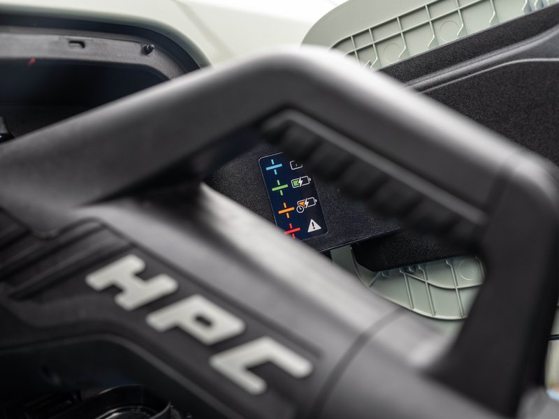 Bild weniger-skepsis-e-autos.jpg